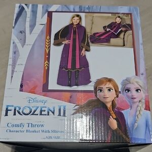 Disney Frozen II Comfy Throw Character Blanket With Sleeves